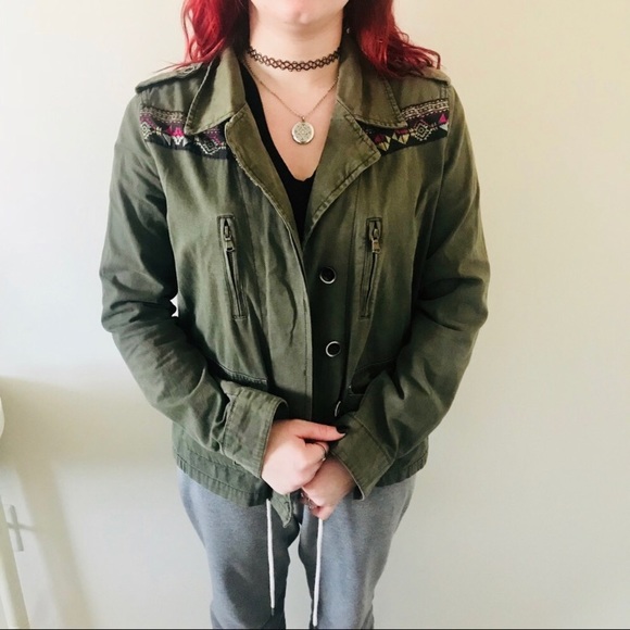 Forever 21 Jackets & Blazers - Cargo utility olive green army jacket